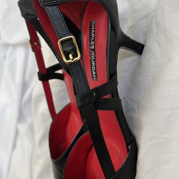 Charles jourdan heels size 9 - Picture 4 of 4